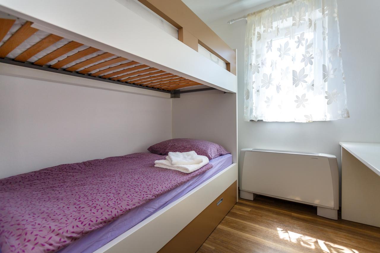 Apartments Vlado Крк Экстерьер фото